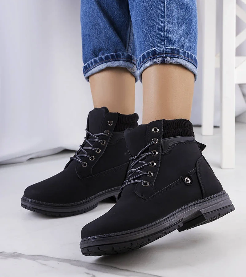 Čierne ženy traperky Enines