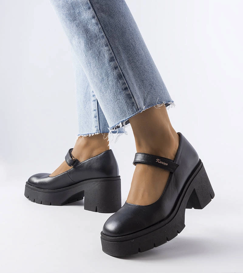 Čierne kožené lodičky na podpätku Karino