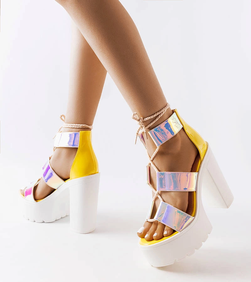 Žlté pevné sandále Katja na podpätku