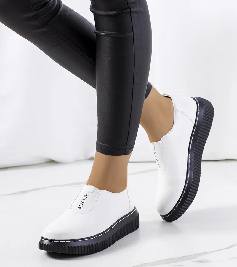 Biele topánky na platforme Siddons