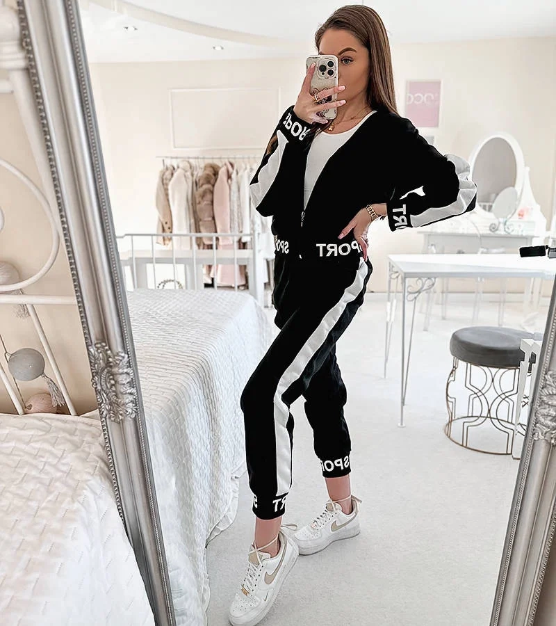 Čierna tepláková súprava s potrubím Kabir