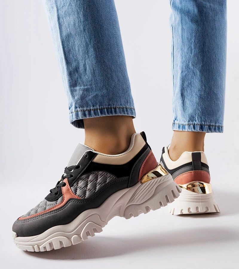 Sivé tenisky s farebnými vložkami Esquibel.