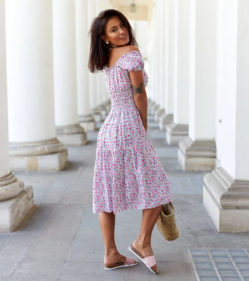 Ružové kvetinové midi šaty značky Bresciana