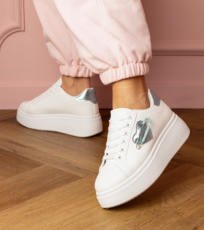 Biele tenisky s modrým srdiečkom a zirkónmi Lerisol