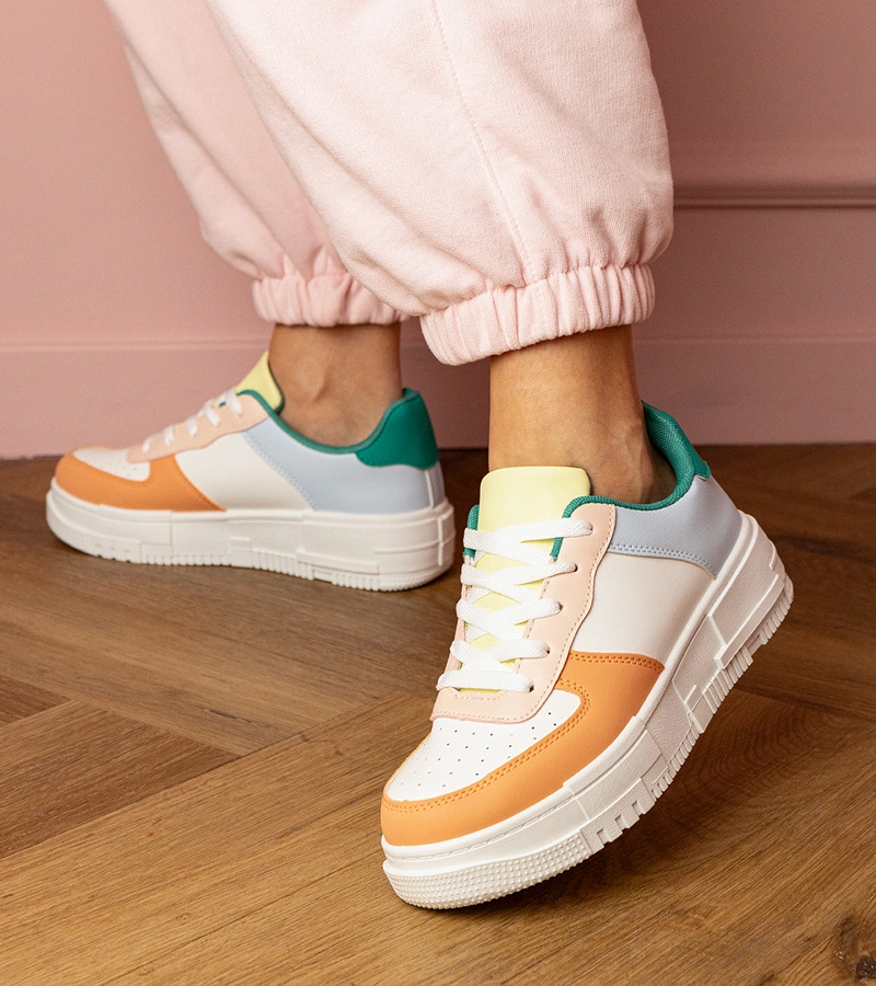 Oranžové športové tenisky na platforme Luneta