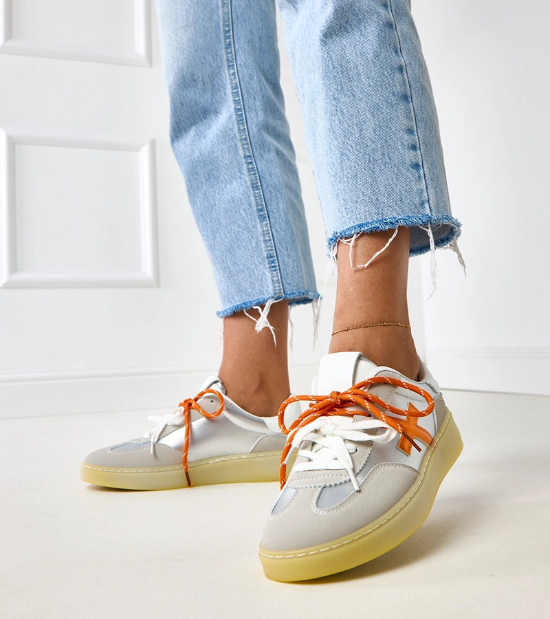 Strieborné tenisky na platforme s oranžovou vložkou Eriksen