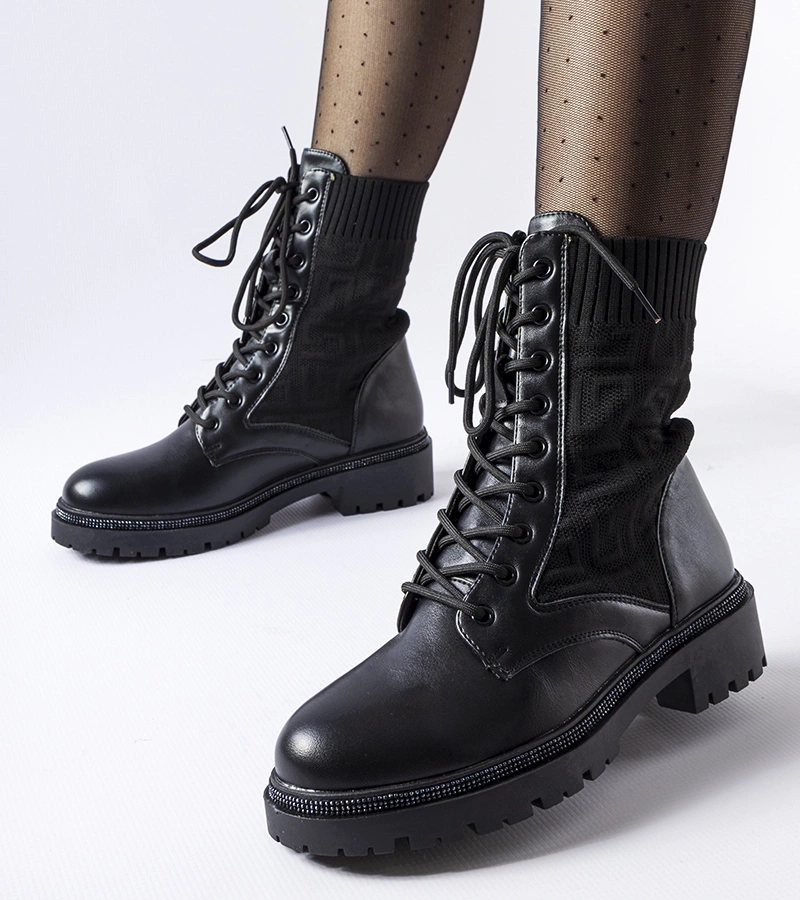 Čierne pančuchové čižmy s cirkónmi Emanuele