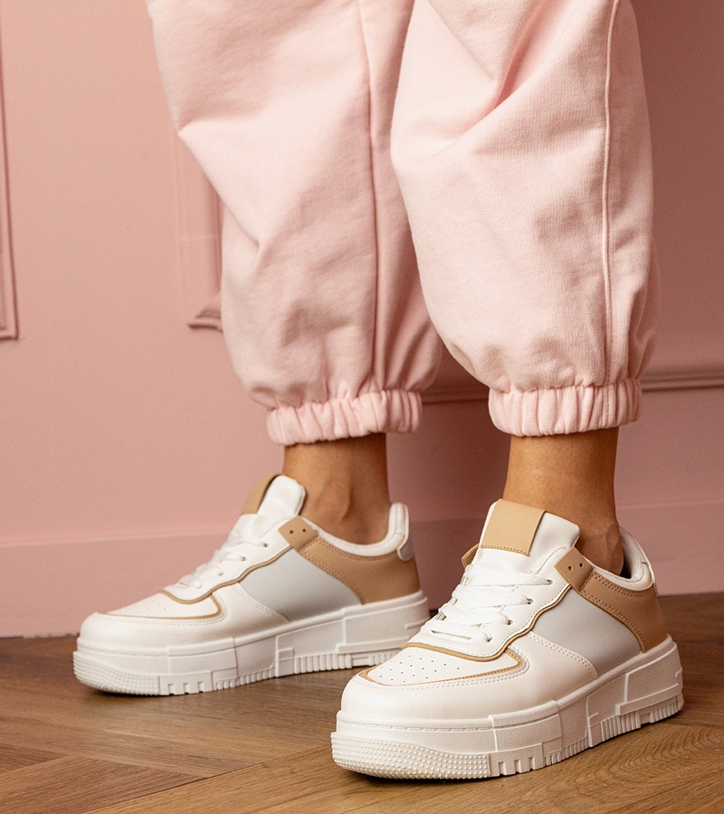 Bielo-béžové športové tenisky na platforme Fiones