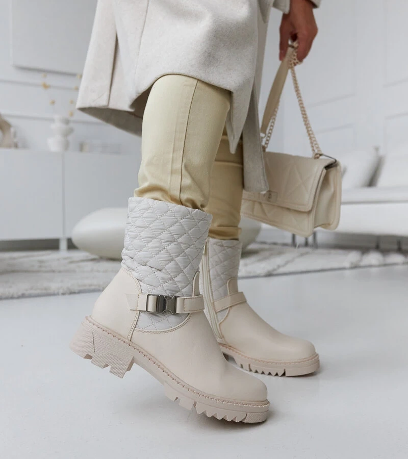 Béžové čižmy s ozdobným prešívaním Brembo