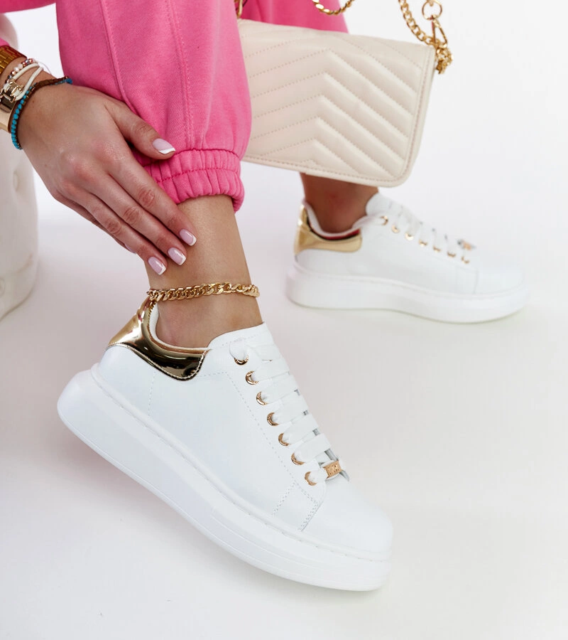 Biela tenisky na platforme GOE LL2N4011