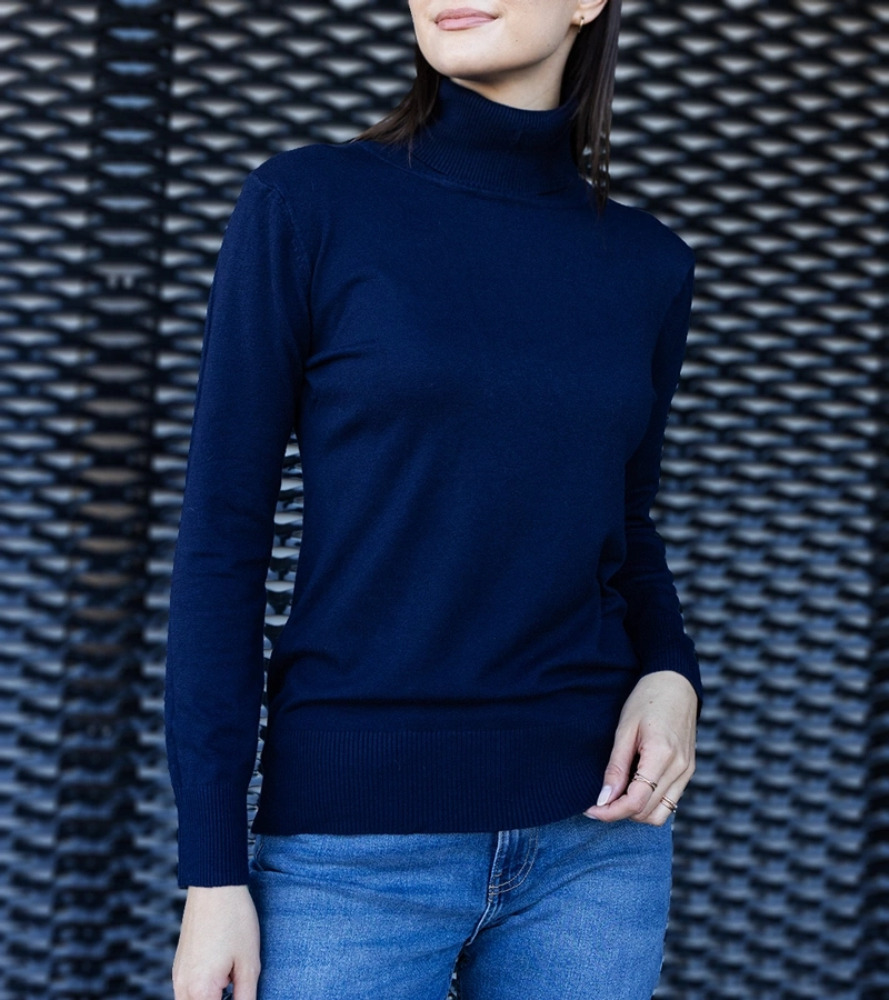 Granátový golf s voľným strihom Nida