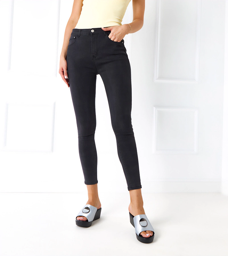 Šedé dámske push-up džínsy značky Milaro