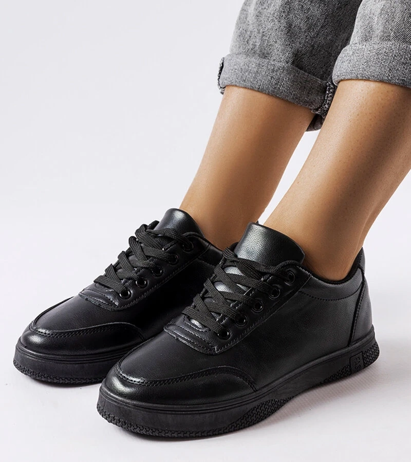 Čierne športové tenisky Donato