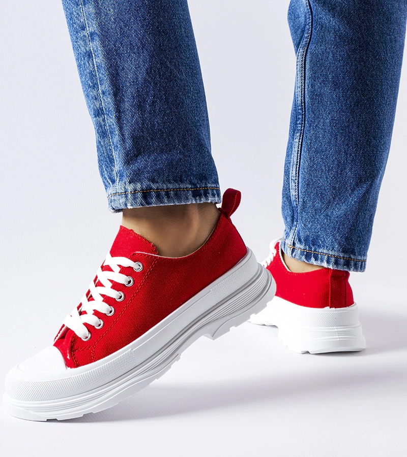 Červené športové tenisky s podrážkou Bettole