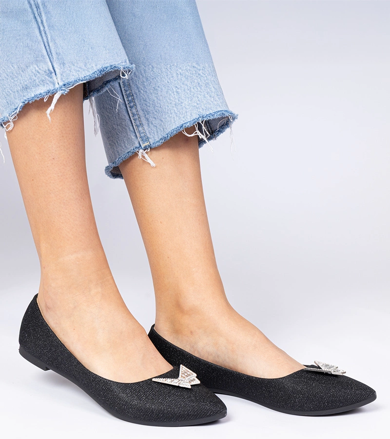 Čierne dámske balerínky s motýlikom Denny