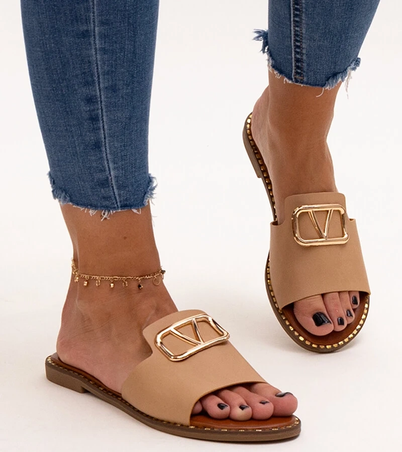 Bežové šľapky s prackou Mariza