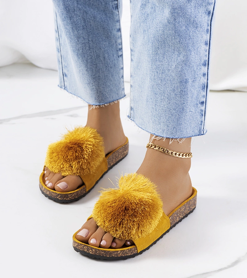 Žlté žabky na korkovej podrážke od značky Rett