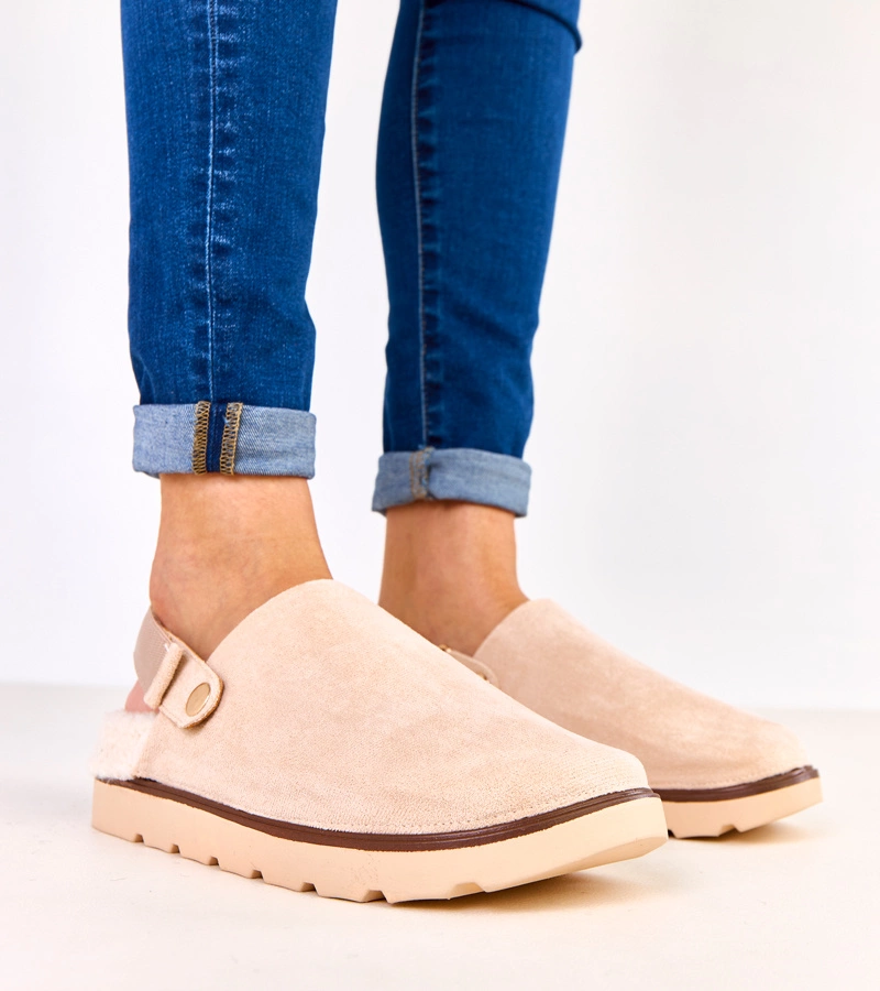 Béžové zateplené papuče s uzáverom Unseta