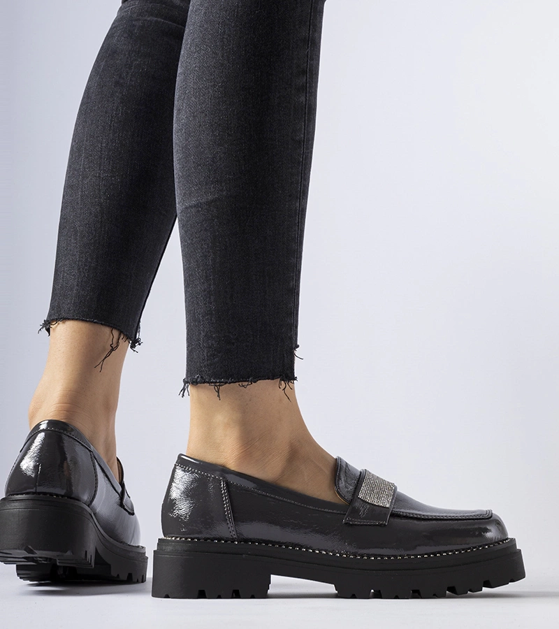 Tmavosivé lakované mokasíny Fecteau