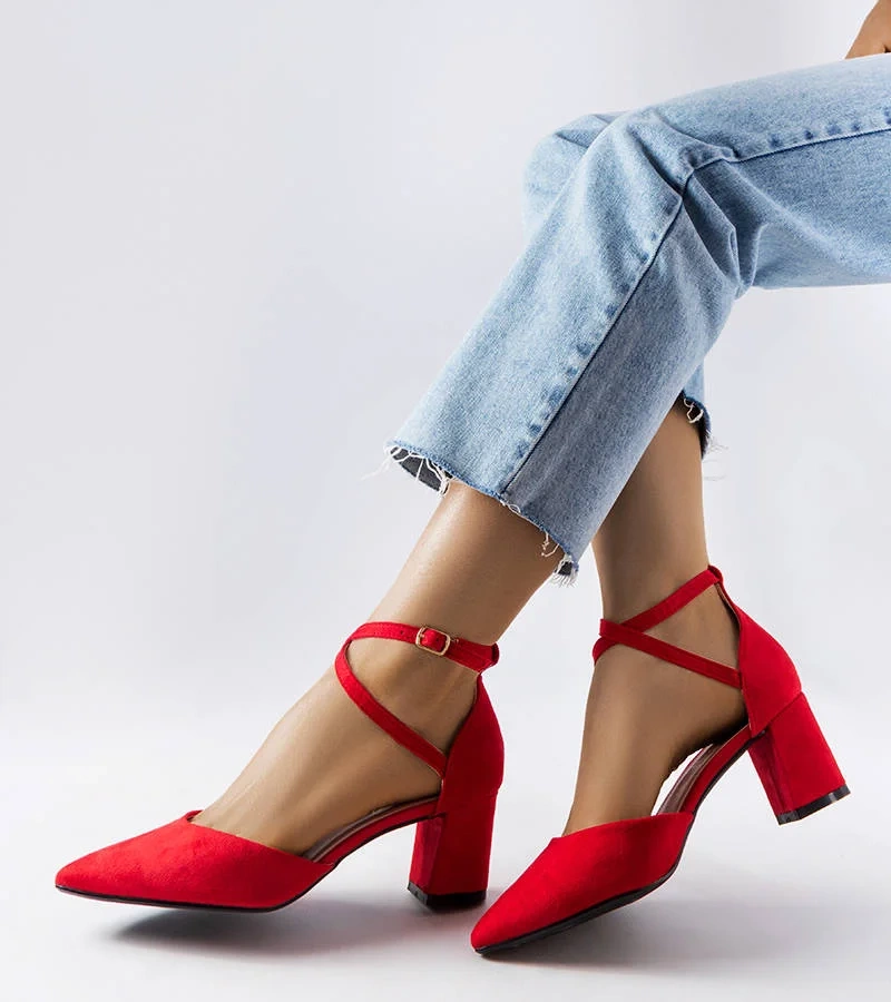 Červené lodičky na podpätku Bensalem