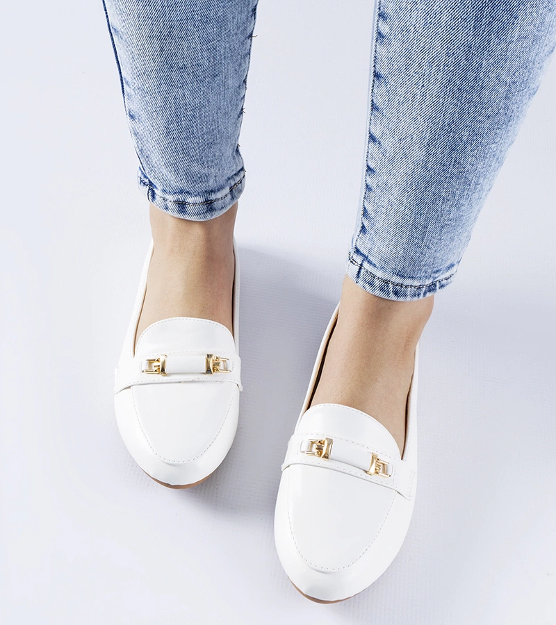 Biela mokasíny s prackou Velino