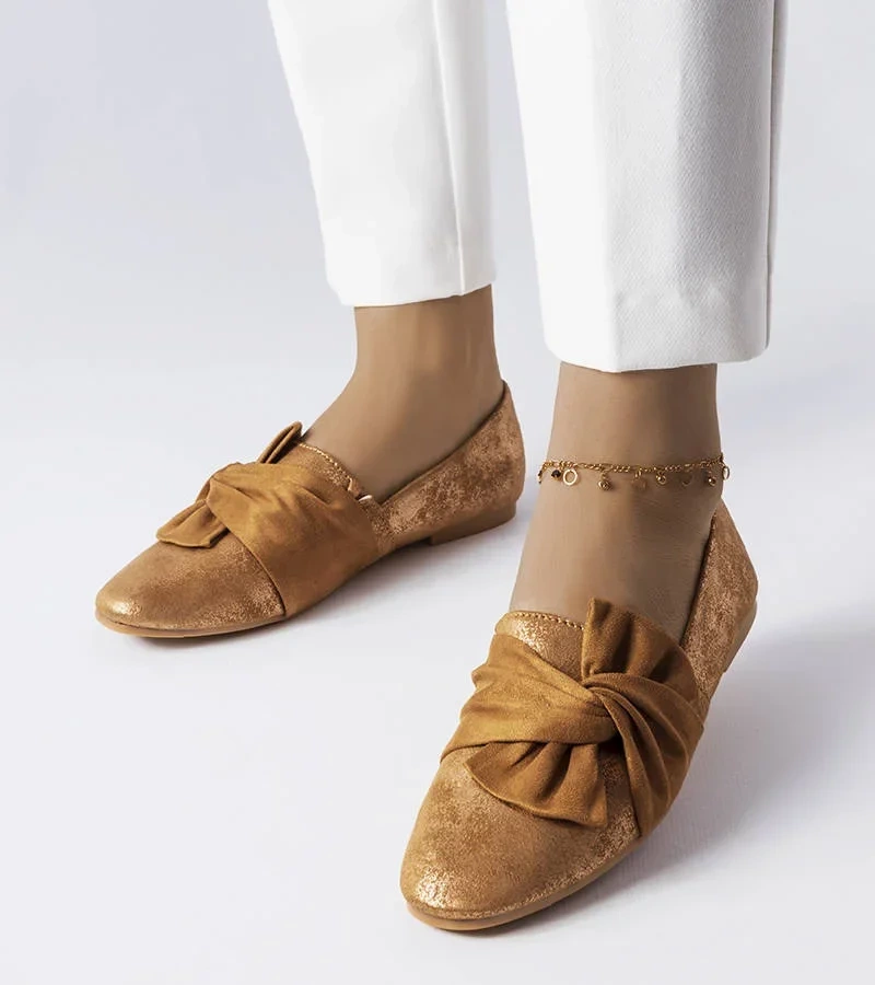 Hnedé metalické balerínky s mašľou od Dodier