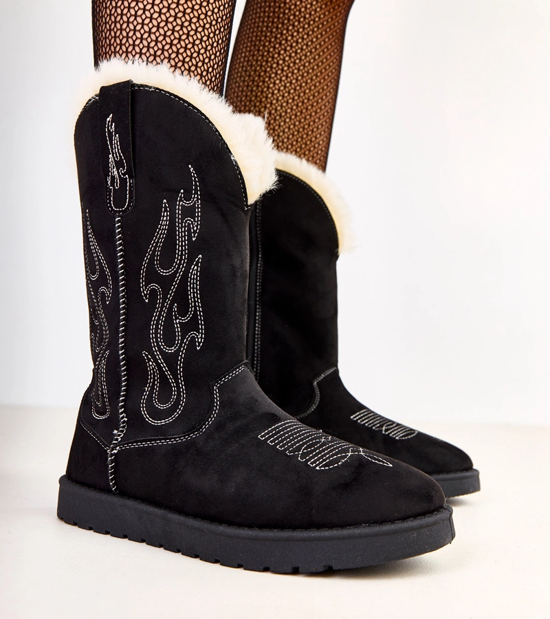 Čierne snehule s výšivkou na zvršku Darena