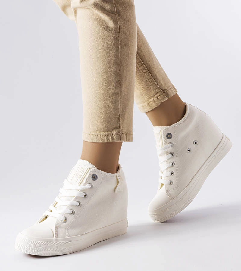 Biele tenisky na platforme BIG STAR LL274035