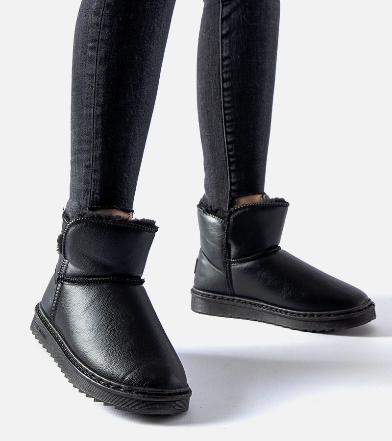 Čierne zateplené snehule ekokoža Kaufman