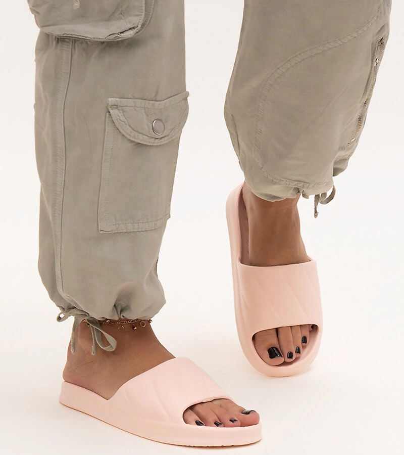 Ružové penové šľapky Primula