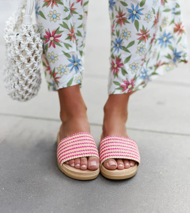 Ružové pletené žabky Capovalle