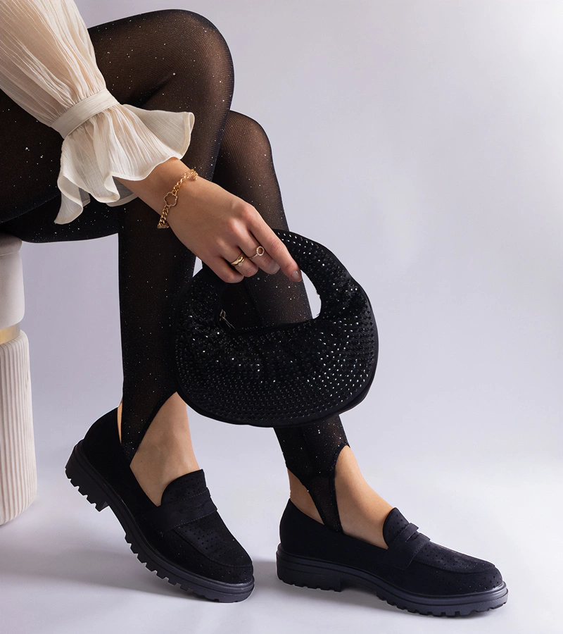 Čierne ažúrové mokasíny z eko semišu Clausen