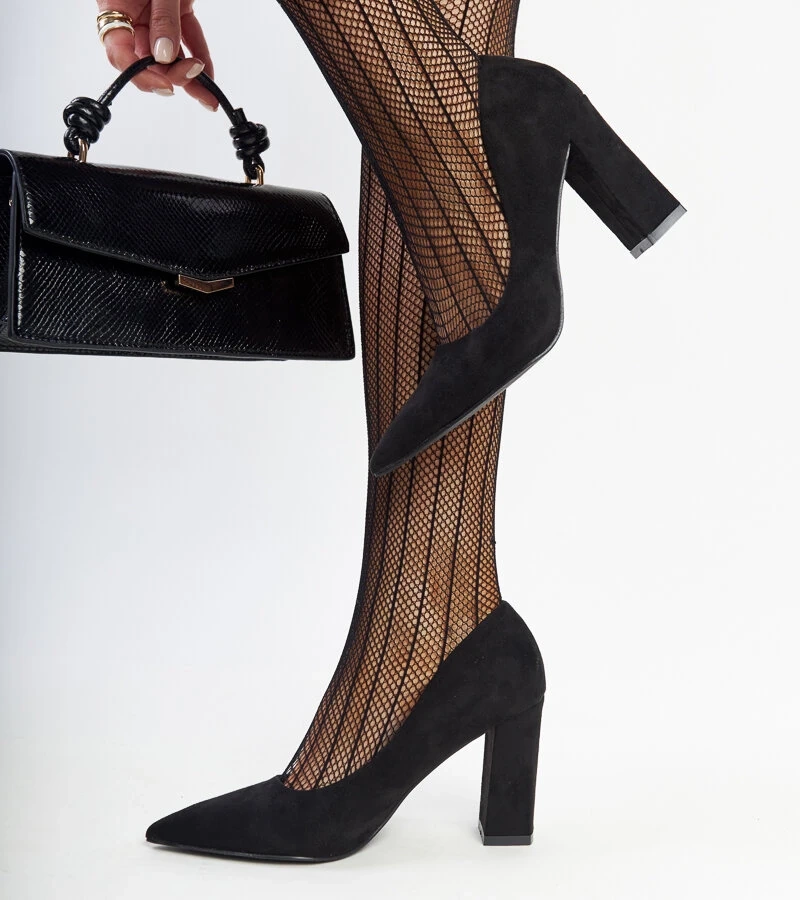 Čierne lodičky na vysokom opätku Leea