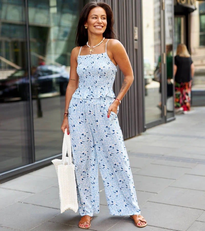 Modrý set s topom bez ramienok a nohavicami Lilia