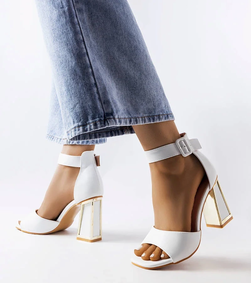Biele sandále Marlens na podpätku
