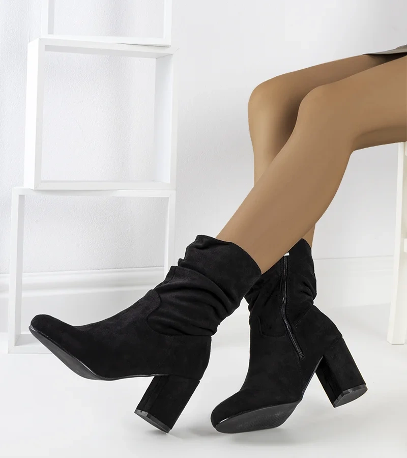 Čierna botki na ihlici Howard