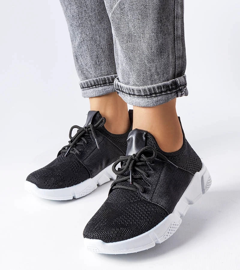 Čierne tenisky s elastickým zvrškom Legnago