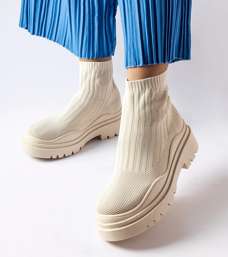 Hnedé vysoké tenisky Marks.