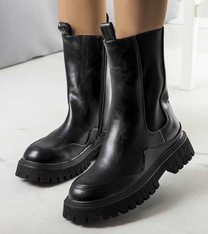 Čierna botki Valeris