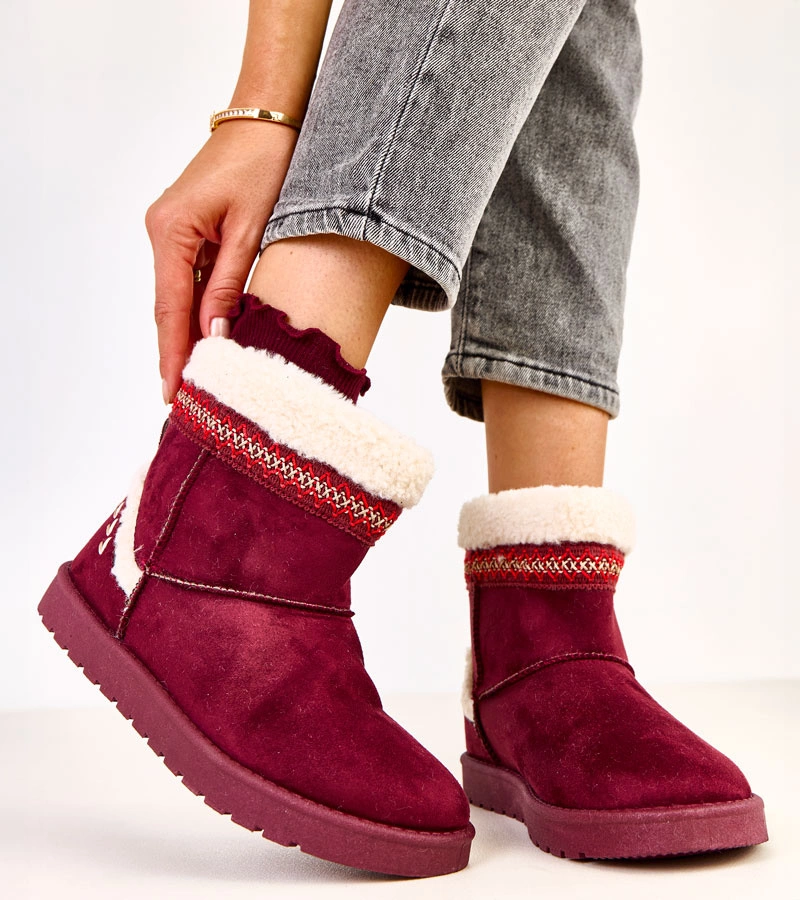 Bordové nízke snehule zdobené výšivkou Sensila