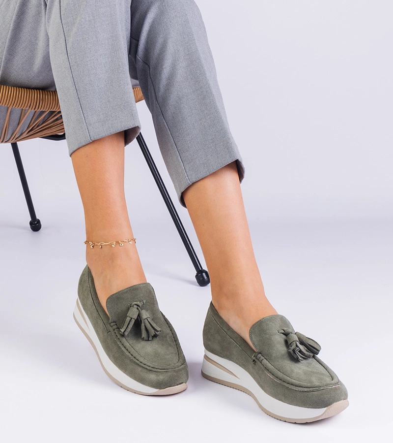 Zelené dámske mokasíny na platforme so zdobením Selerina