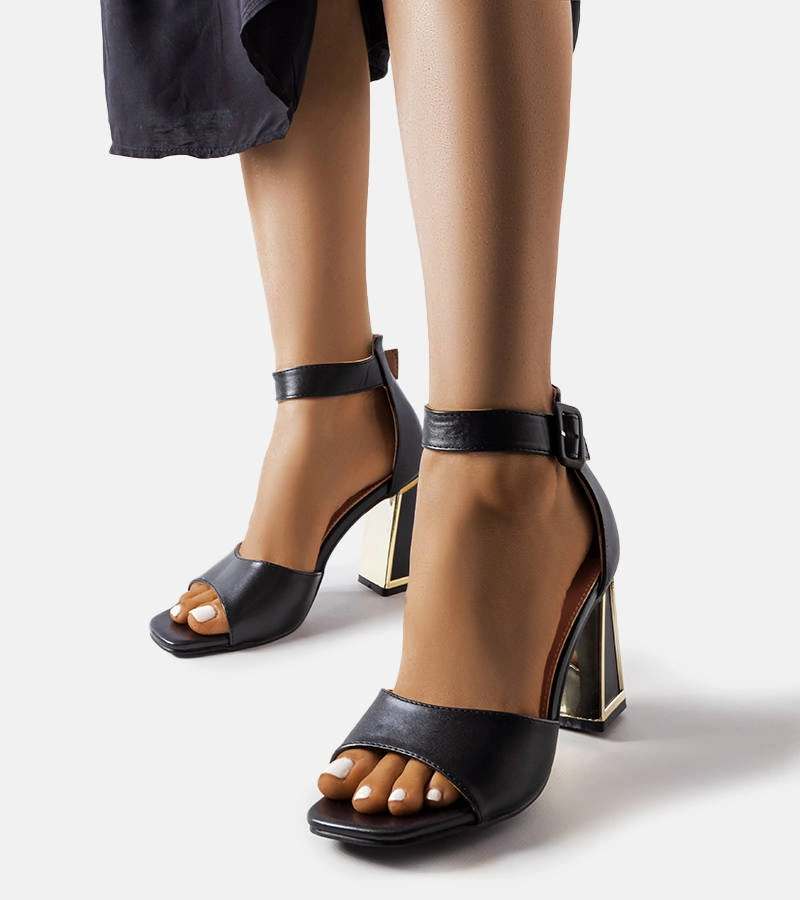 Čierne sandále Marlens na podpätku