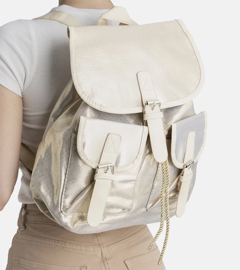 Ernesov zlatý batoh