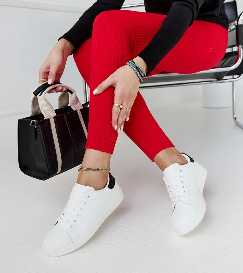 Biele tenisky na platforme Birikti