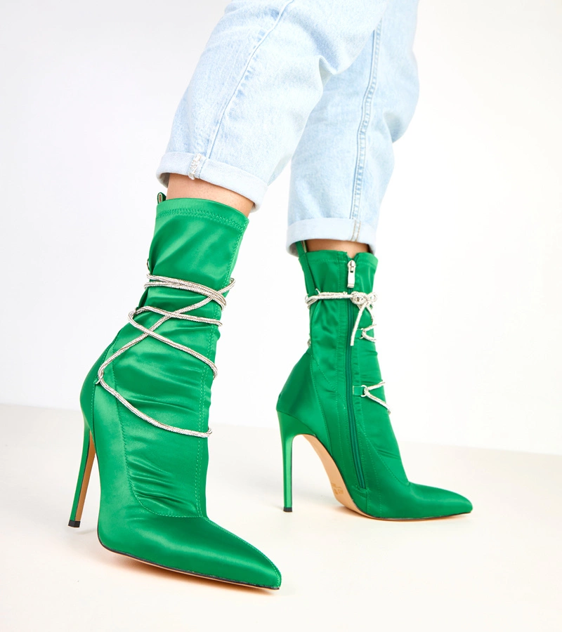 Zelené saténové členkové topánky na ihličkách zdobené zirkónmi Tolnai