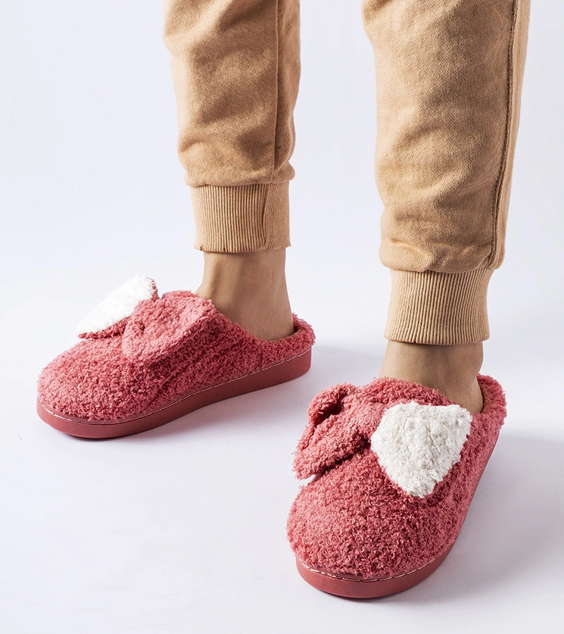 Tmavo ružové teplé papuče s mašličkou Delfio