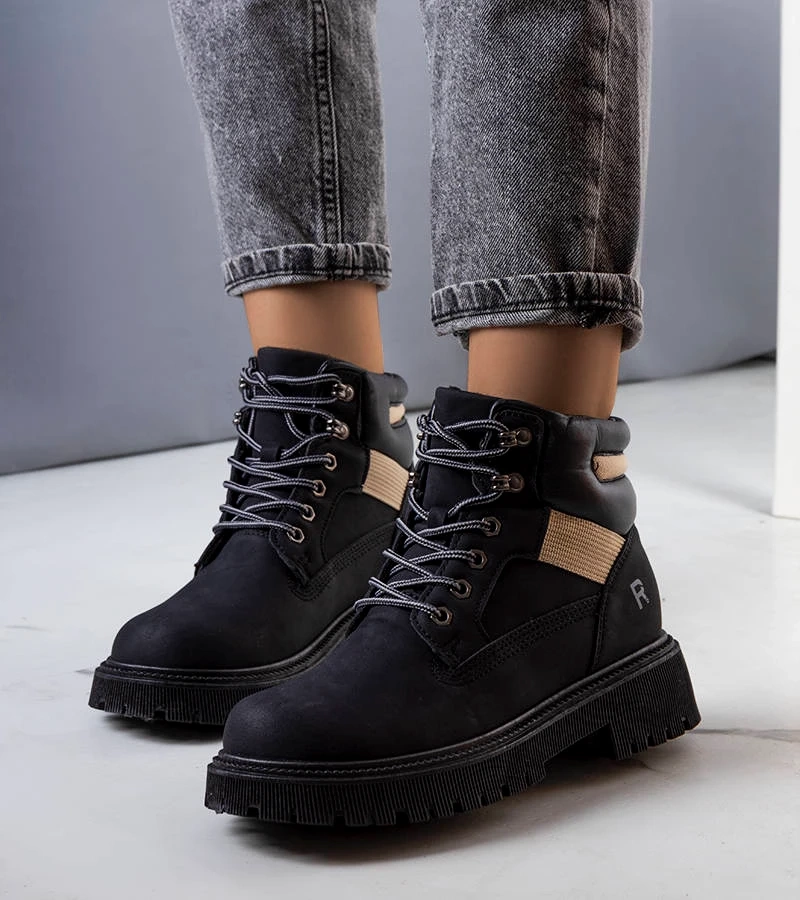 Čierne zateplené traperské topánky Nadel