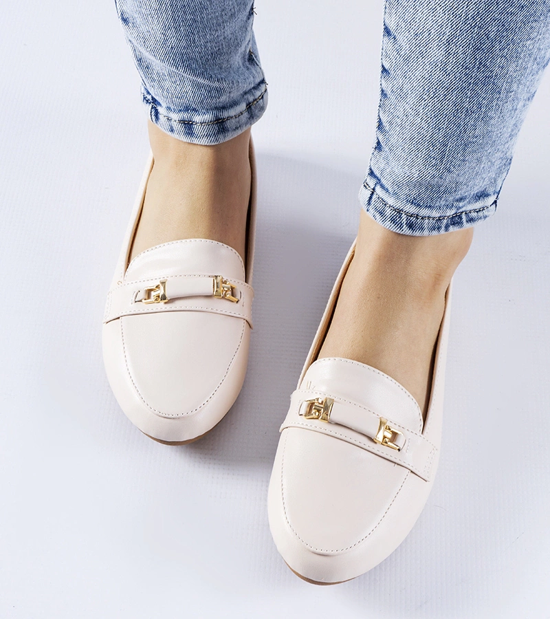 Bežové mokasíny s prackou Velino