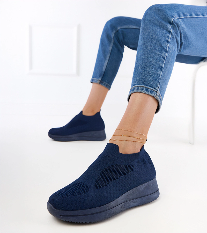 Tmavomodré textilné slip-on tenisky Romaro