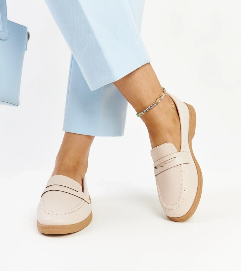 Svetlo béžové klasické mokasíny Nawrah